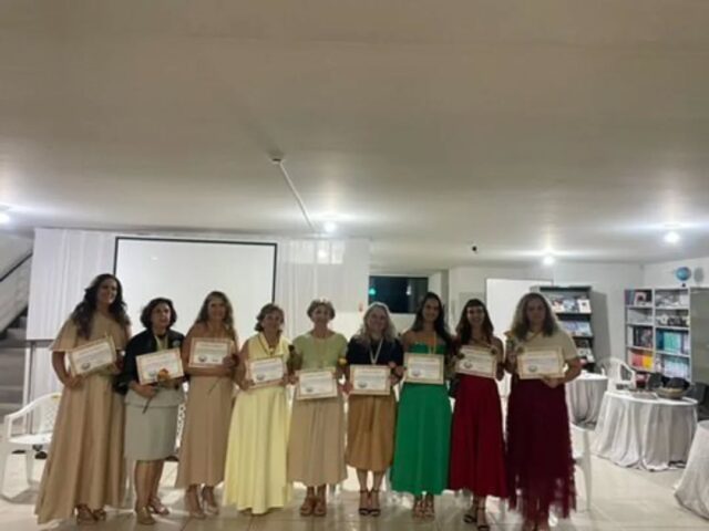 Neste 26 de março, a ACADELP, realizou a entrega da Medalha de Honra Guiomar Lima Sampaio - Mulheres que faz. Valorizando mulheres que tem trabalhado ao longo de suas vidas para tornar melhor a sociedade em que vivemos. Parabéns a todas as mulheres homenageadas!