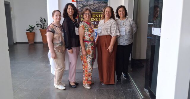 As Acadêmicas  Adircilene Batista,  Georgina Guimarães,  Maria de Fátima Amorim Santos,  Maria Regina Maciel e Marina Alves da Academia Lagopratense de Letras - ACADELP  participaram neste final de semana na cidade de Lavras do IX Encontro da Associação das Academias de Letras de Minas Gerais - ASALEMG. Sendo a Academia Lavrense de Letras a anfitriã.  Momentos riquíssimos com poesia,  música, palestras abordando a literatura, memórias e patrimônio cultural  com visitas guiadas, lançamentos de livros... muita arte e a alegria do encontro. Na oportunidade,  a Academia de Letras, História e Genealogia da Inconfidência Mineira homenageou os presidentes das Academias associadas com o Certificado de Honra ao Mérito. Em nome do Presidente da ASALEMG,  Luiz Humberto França parabenizamos a todos os organizadores e participantes.